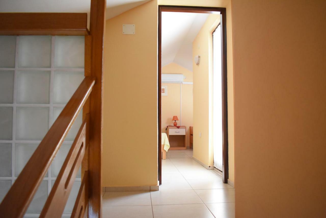 Apartments Srkoc Pinezici  Exterior photo